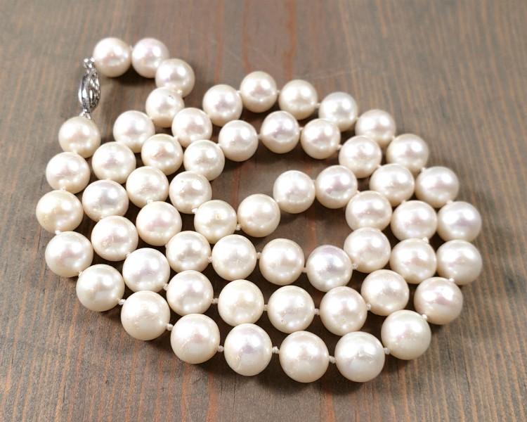 Hand Knotted Pearl Necklace BloomingOak Design