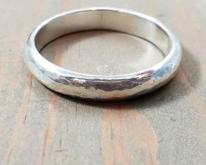 subtle texture ring