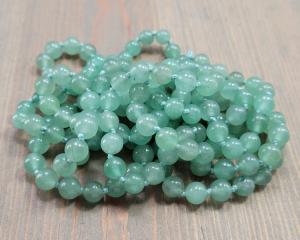 Endless green bead necklace