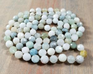 Endless aquamarine necklace