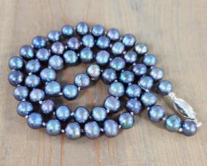 single strand pearls