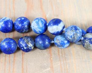 hand knotted lapis lazuli necklace