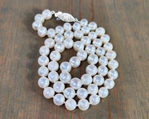 single strand freshwater pearls