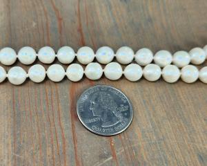 8 - 9 mm freshwater pearls