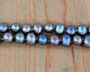 Off-round Peacock Pearl Necklace