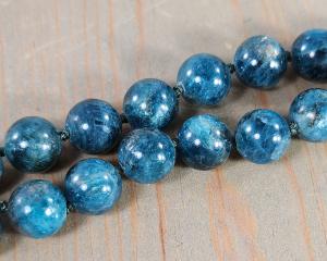 hand knotted apatite necklace