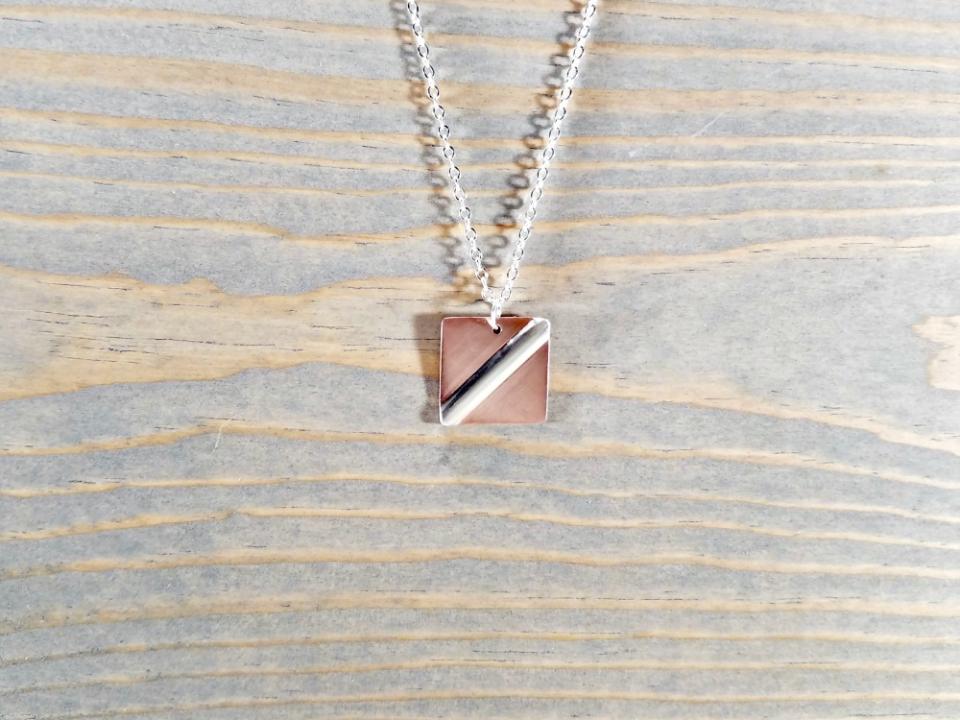 Flag Pendant