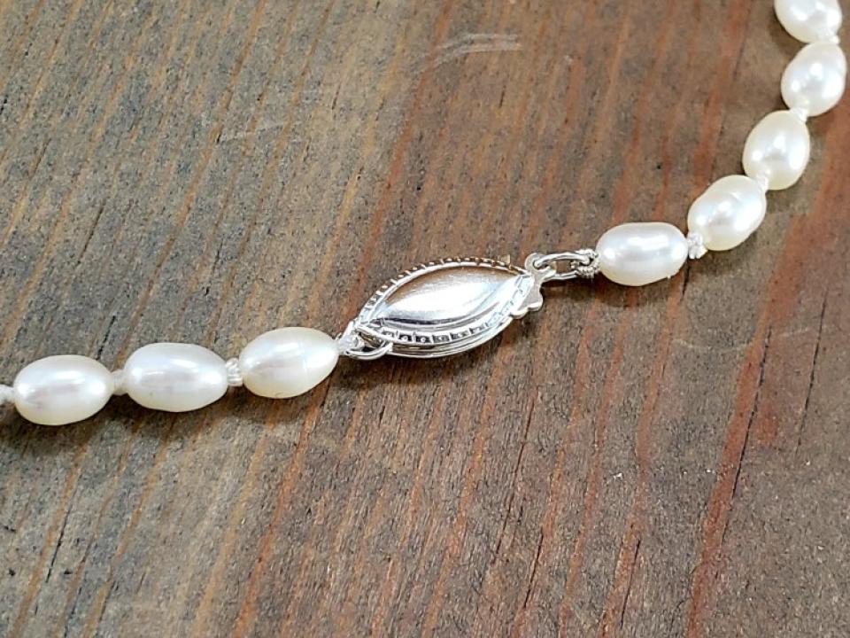 Sterling silver pearl clasp