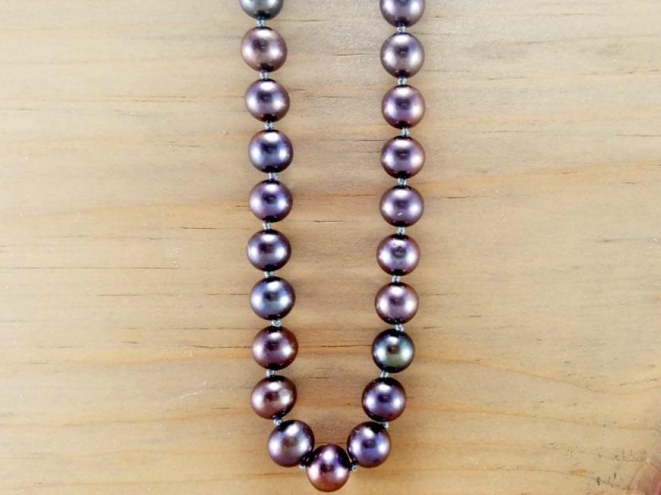 18 inch peacock pearl necklace