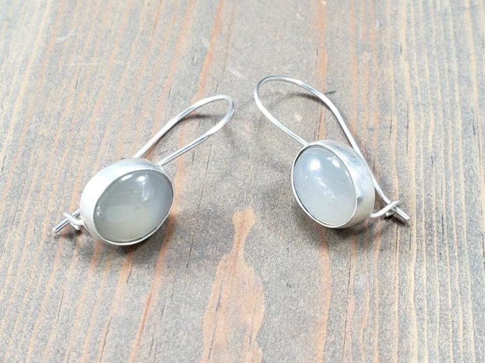 moonstone drop earrrings