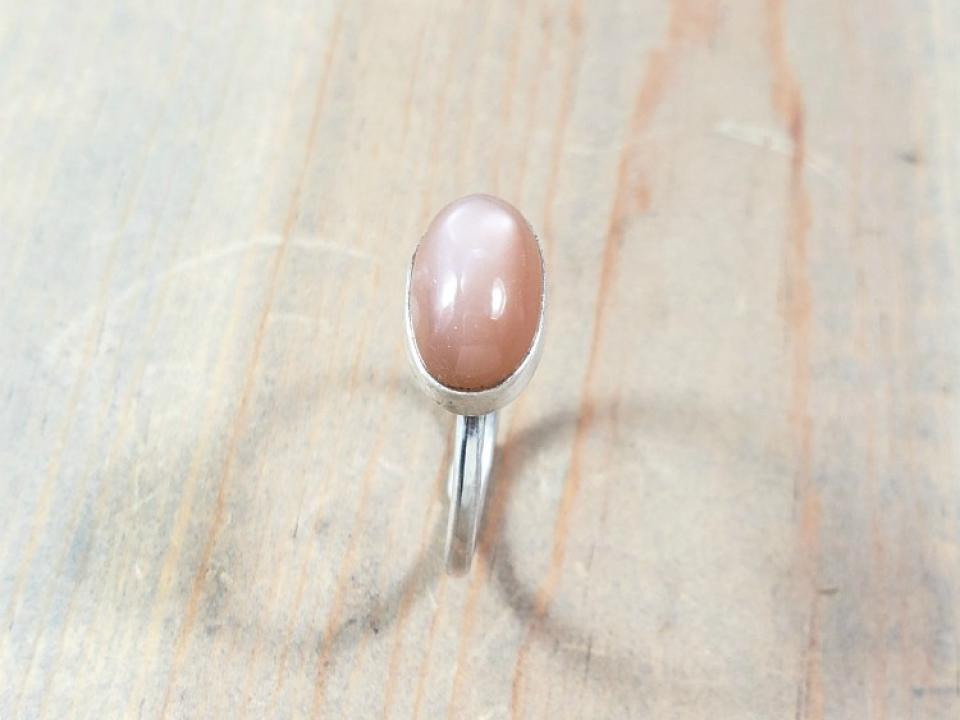 8x12mm peach moonstone cabochon