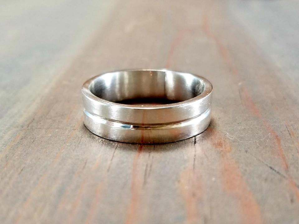Ring with Center Groove