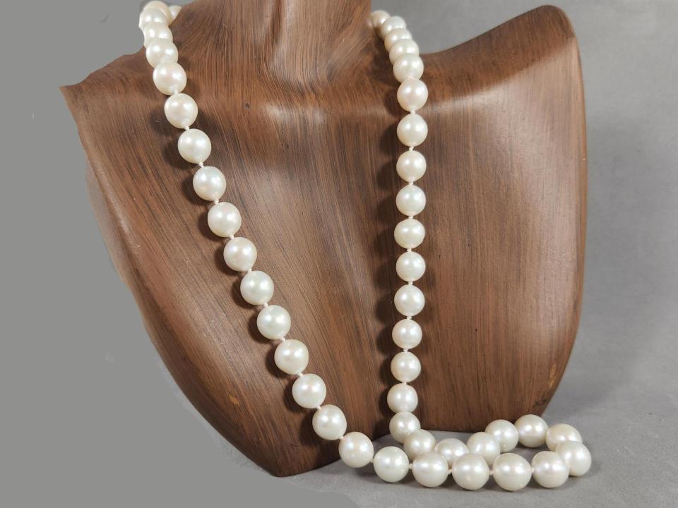 18-inch pearl necklace