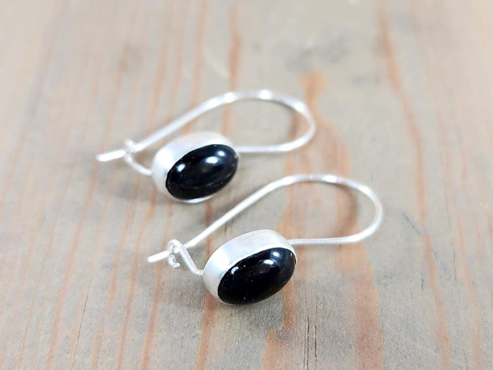 silver kidney wire earrings