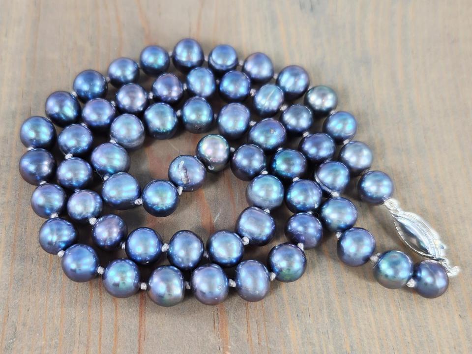single strand pearls