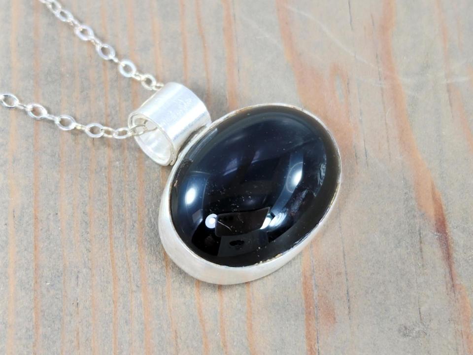 black gemstone pendant necklace