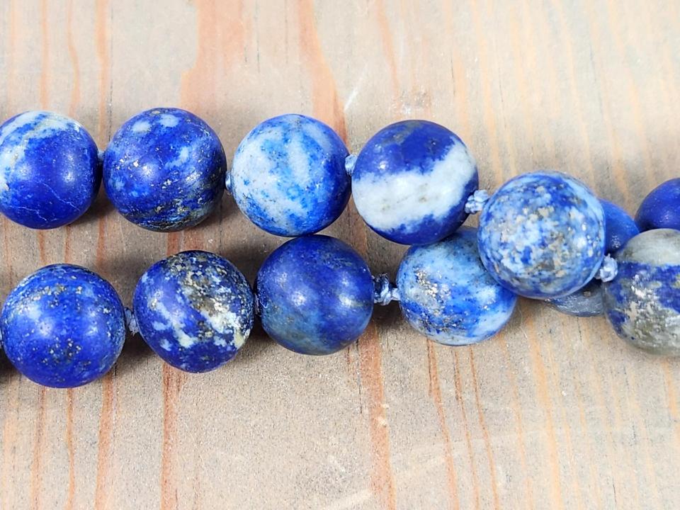 hand knotted lapis lazuli necklace