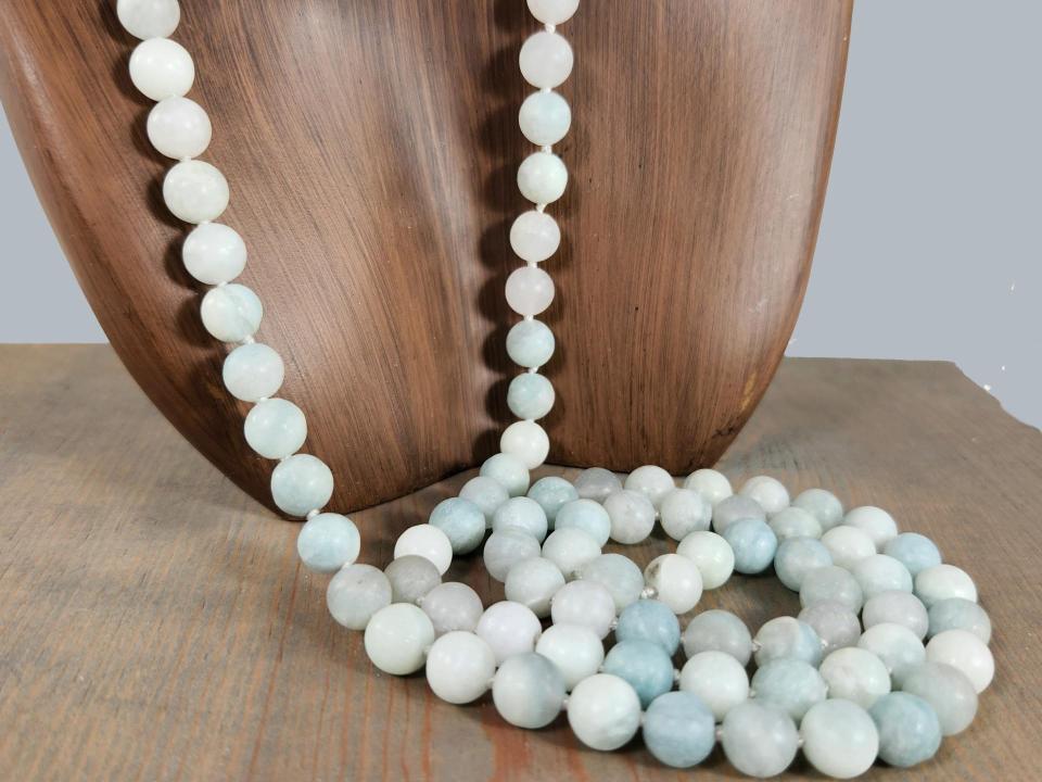 33 inch beaded aquamarine necklace