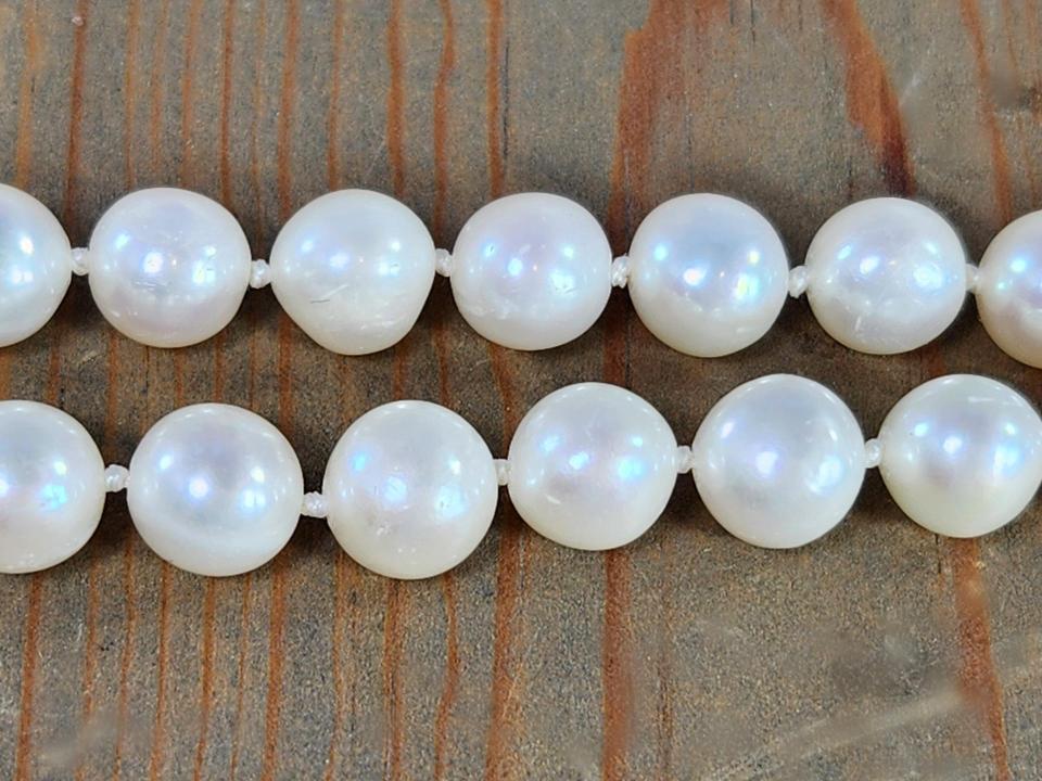hand knotted pearl necklace with silk