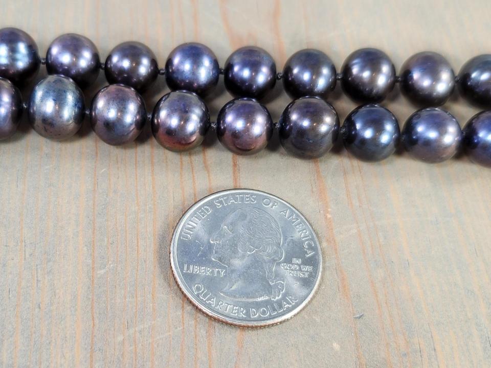 10-11 mm blue peacock pearls