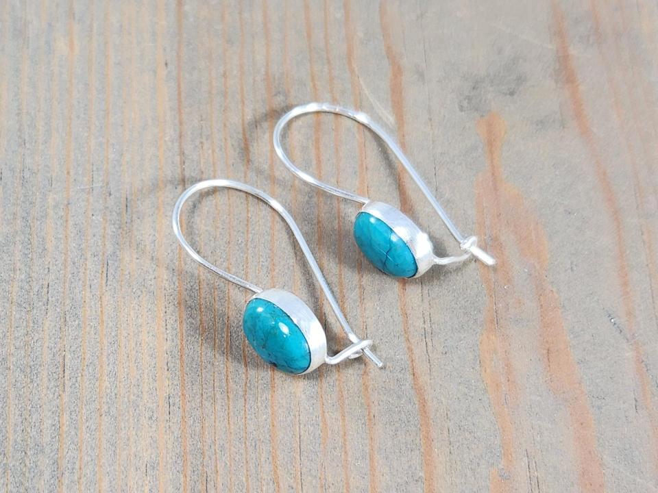turquoise closed clasp earrings