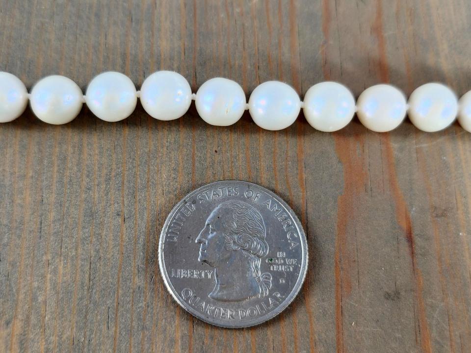 8-9mm white freshwater pearls