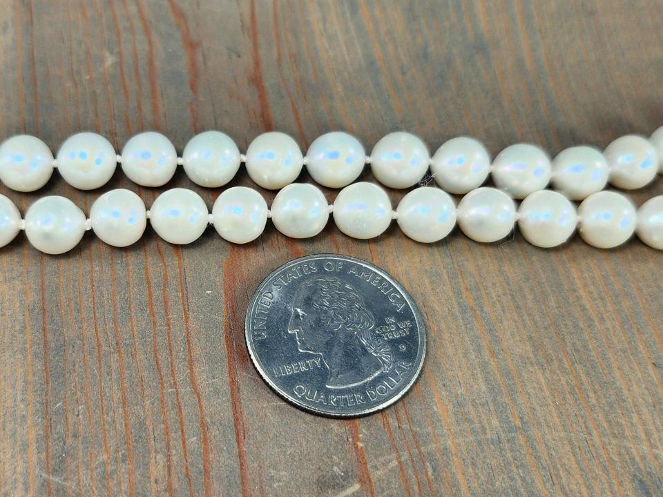 8 - 9 mm freshwater pearls