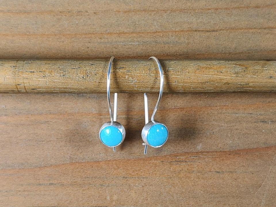 short 1 inch earrings