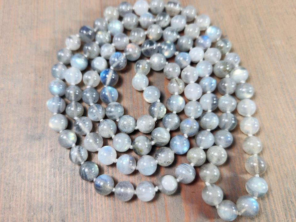 continuous endless single strand necklace with no clasp