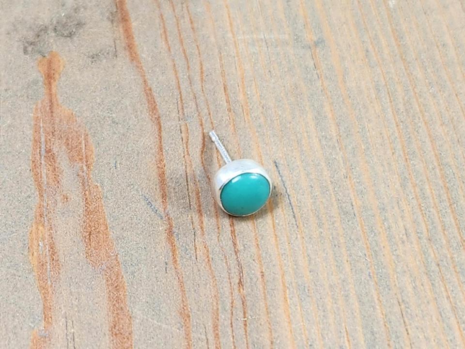 Medium Blue Turquoise Post