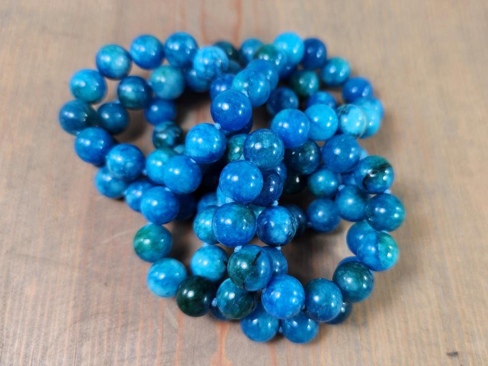 Sea blue apatite necklace