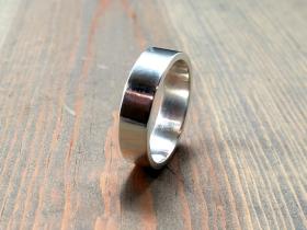 smooth sterling silver ring
