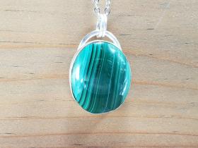 Natural green malachite pendant necklace