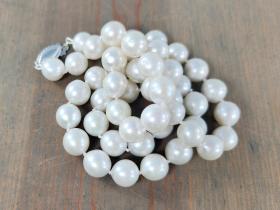 hand knotted pearl necklace