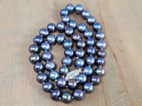 pearl choker necklace