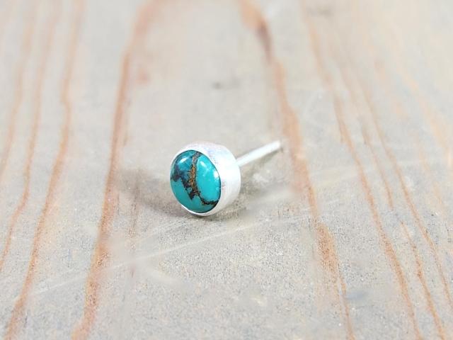single turquoise earring